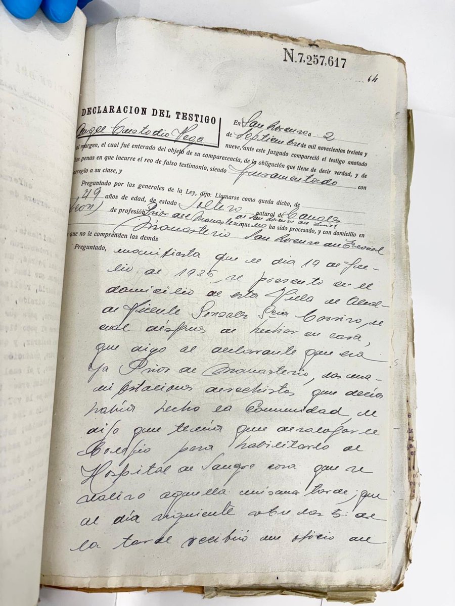 corralcpedro's tweet image. Este señor @GuillerJiGar me acusa de mentir por decir que en Paracuellos fueron asesinados 66 agustinos del Monasterio de San Lorenzo de El Escorial sin que Azaña moviera un dedo. Dejo el testimonio del prior del Monasterio en 1939. La ignorancia, además de faltona, es atrevida.