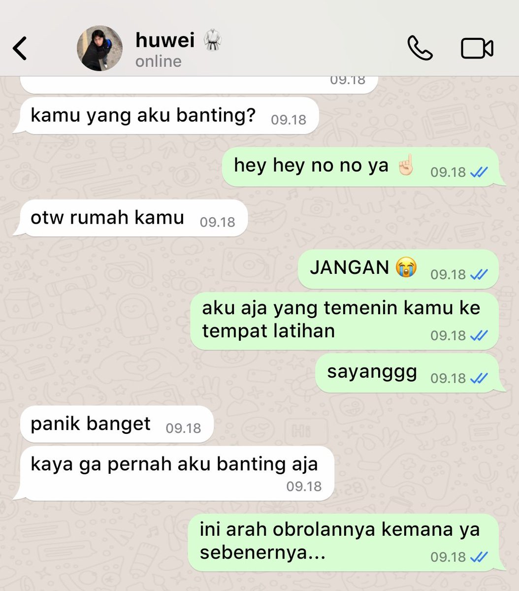 arunarrs's tweet photo. #huweibomi au https://t.co/3ivIyavEcs