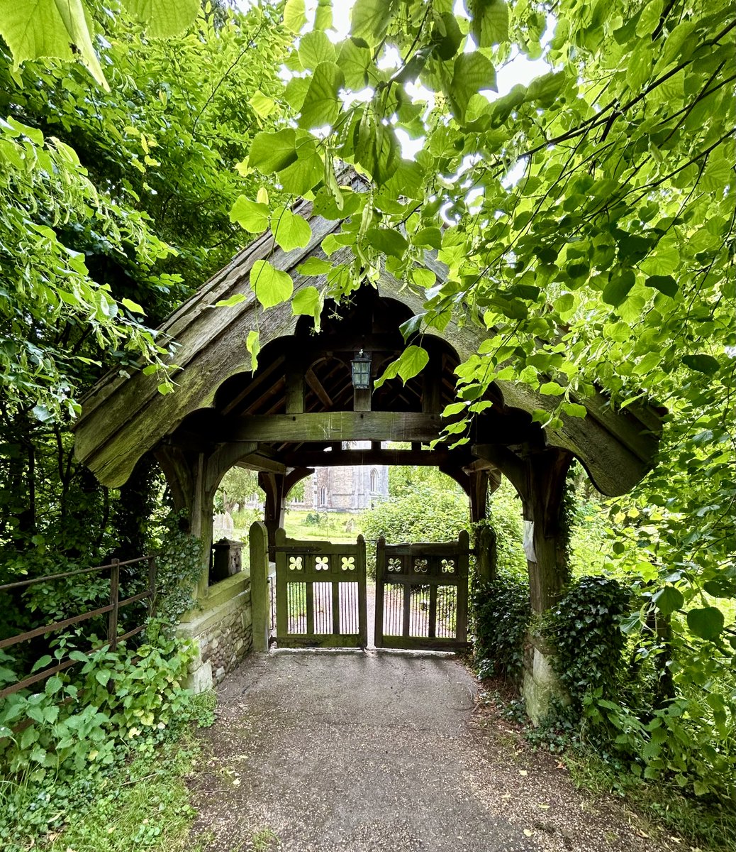 McindoeSue's tweet photo. #Thursgate @LoveOfGates
St James, Croxton, Cambs https://t.co/4qohDp7kJh