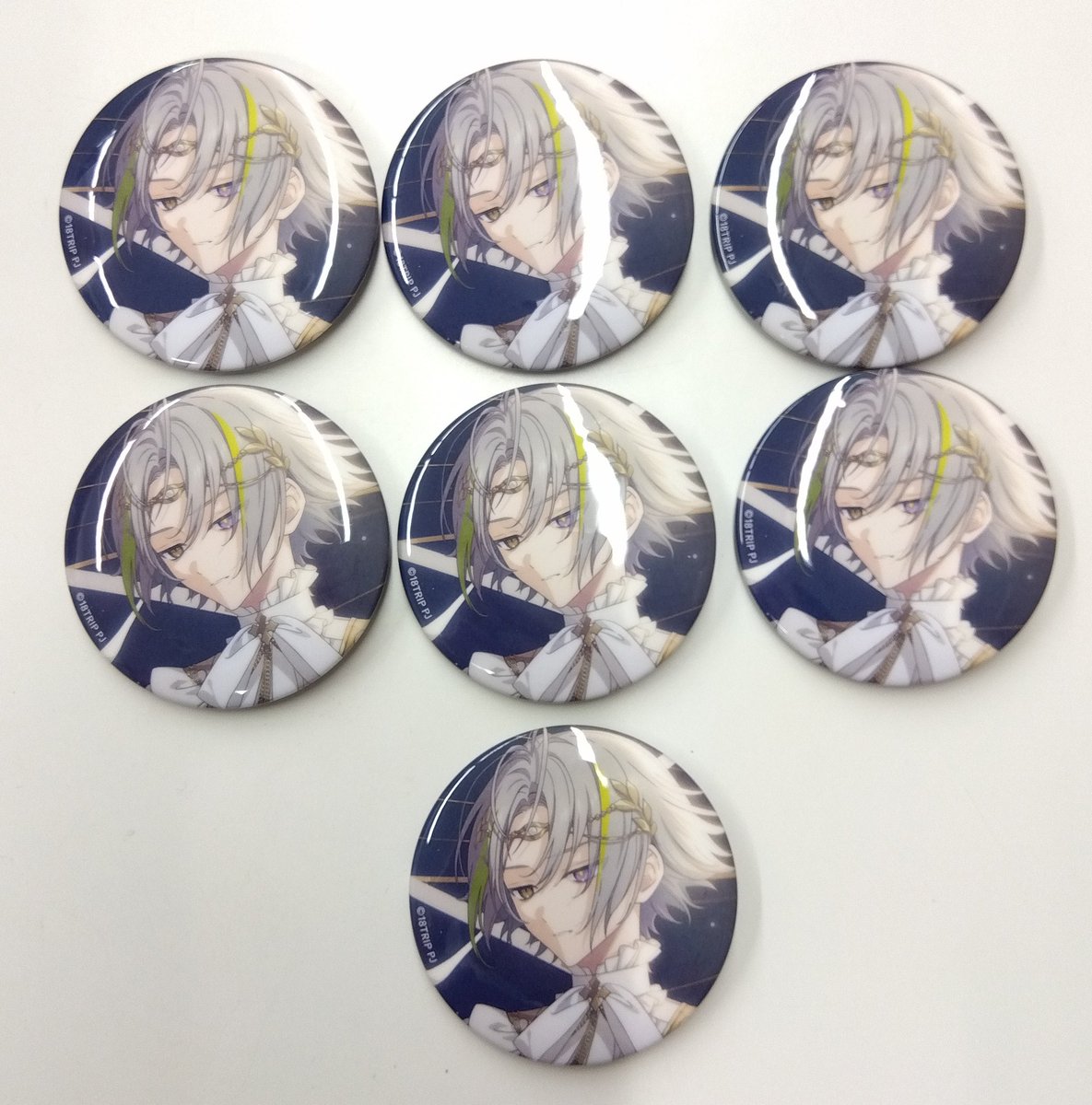 エイトリ 18TRIP 琉衣 缶バッジ 11個 18TRIP エイトリ 缶バッジ 白光琉衣 - メルカリ