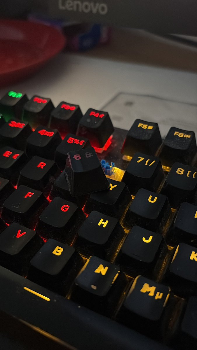 Lauri Törnström tweet media