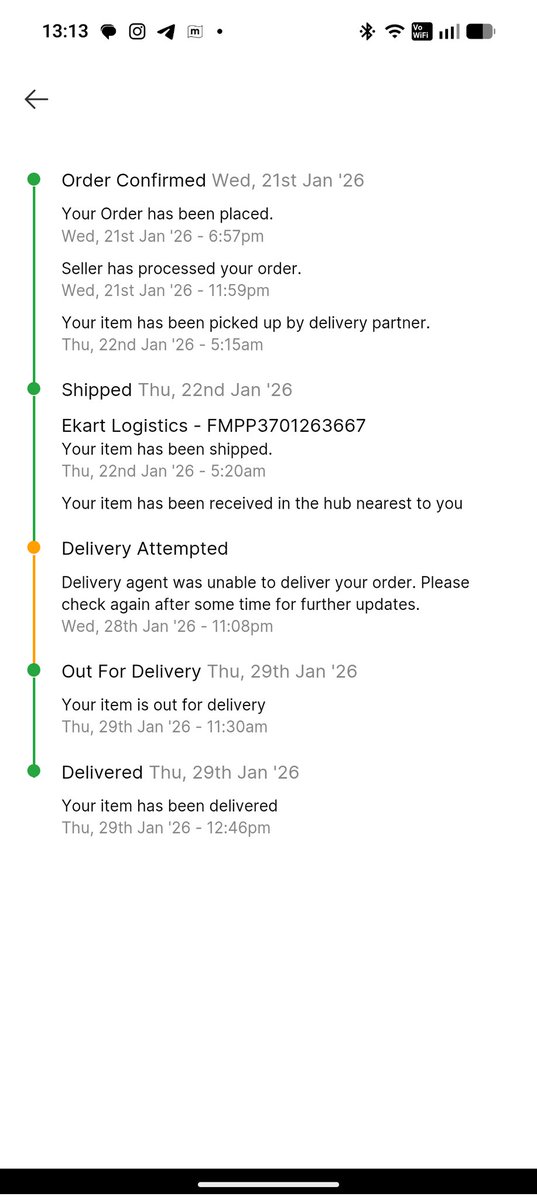 manjunathkvs's tweet photo. I brought #FlipkartBLACK sub last year and after that I haven't got anything delivered on time. I order one item this week and they didn't mention reasonable explanation for delay. And delivery guy reached next day asking me what is item you ordered, what size. Dude it's your job https://t.co/ZylhyLYfhD