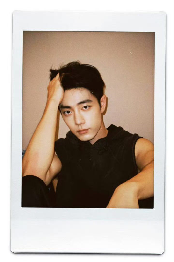 เอ้าาา สตูมาหย่อนรูปเพิ่มเฉย บ้าจิง ละเป็นรูปที่ดือมาก ตื่นเลย ง่วงๆอยู่ 😍😍