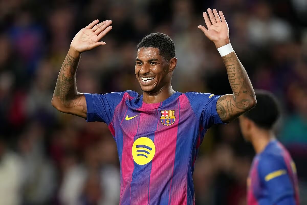 UtdForever7's tweet image. 🚨Barcelona want to keep Marcus Rashford and have already told his camp they want to make the move permanent.

No talks with Manchester United yet, but Barça will try to reduce the €30m fee agreed last summer.

#MUFC [@FabrizioRomano]