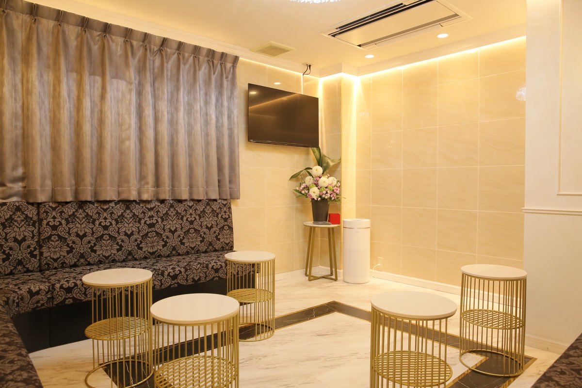 おそらく吉原のバニーズです

＞吉原トップクラスの最上ランクのお部屋にて
吉原唯一無二の究極の贅沢アロママッサージソープ
＞こちらに美女、美少女の象徴でもあり、男性の憧れでもある
バニーガールと言うスパイスを加えた本格派高級店
＞それが【TOKYO BUNNYS CLUB】