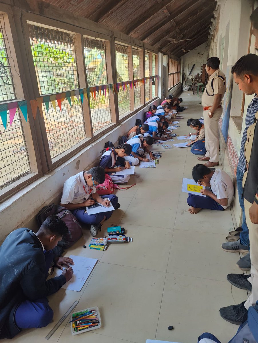KalahandiRto's tweet photo. Various competition like G.K, Drawing among the students organised by RTO Kalahandi towards observation of National Road Safety Month-2026 at Govt.Girls High School Co-ordinate with DEO Kalahandi. https://t.co/wmqlomx3Yx