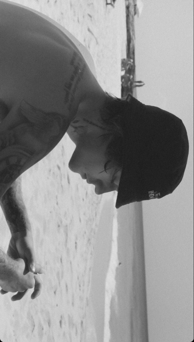 JustinWerd's tweet photo. HE IS SO BACK!! https://t.co/rxdq6xe6Gp
