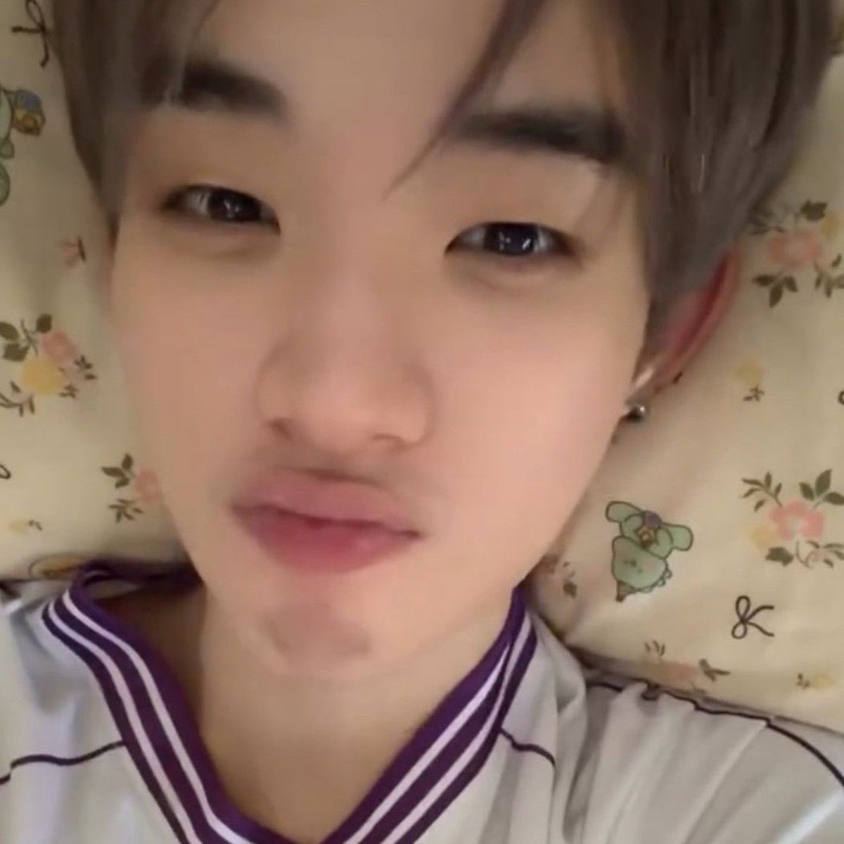 hongshihourly's tweet image. 