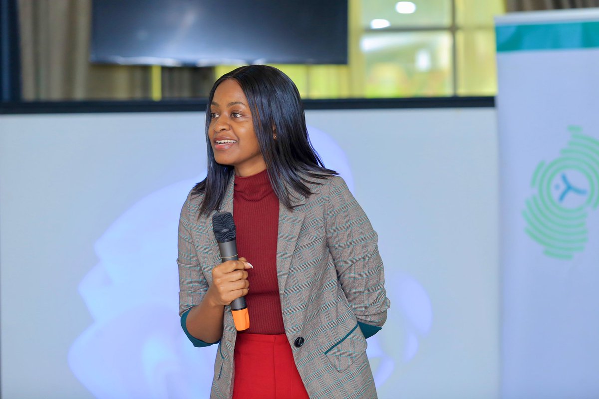 Linda Evelyn Namulindwa tweet media