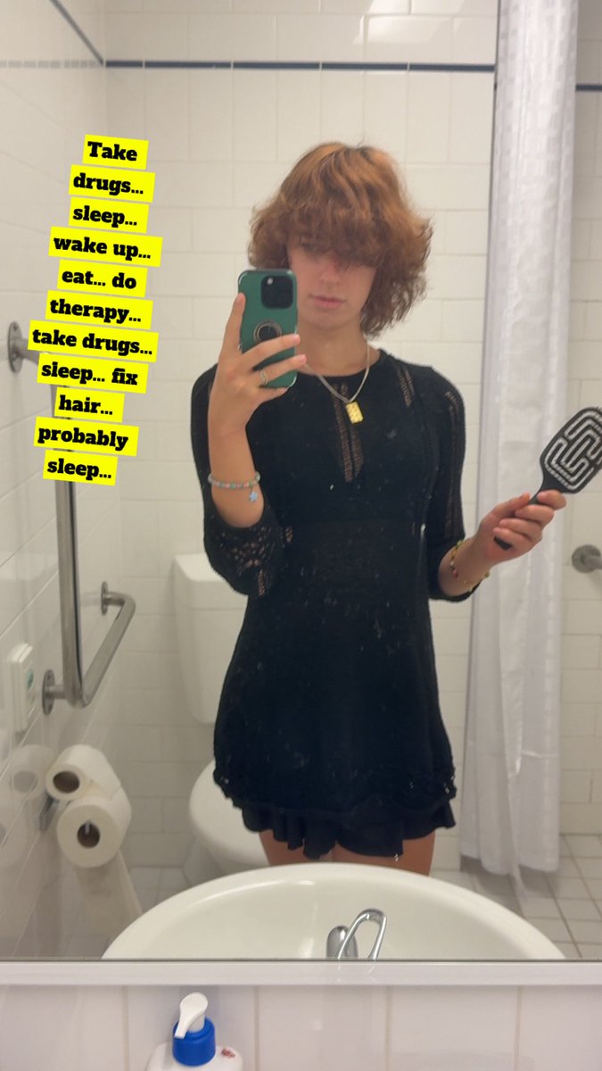 𝙆𝙤𝙗e (@frutiagurl) on Twitter photo 