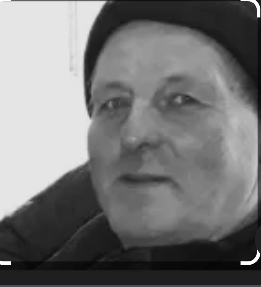 BezStraha26279's tweet image. UBISTVO SAMiRA DOLOVCA

POLICIJA JE KRVNIČKI i SMRTNO PRETUKLA SAMIRA DOLOVCA U KAFANI 30.OKTOBRA 

TOLIKO SU GA ZVERSKI TUKLI DA JE IMAO HEMATOME PO CELOM TELU i DA JE PODLEGAO POVREDAMA 21 JANUARA

U SLUČAJU MALE DANKE POLICIJA JE UBILA OD BATINA DRAGOJLOVICA A CMOLIC IH JE U…