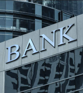 🚨BREAKING: BYBIT TO OFFER BANKING SERVICES

Bybit plans to launch “MyBank” accounts letting users hold USD and other fiat, with IBANs for transfers across 18 currencies.

The rollout is in partnership with banks and is expected to go live in February, pending approvals.