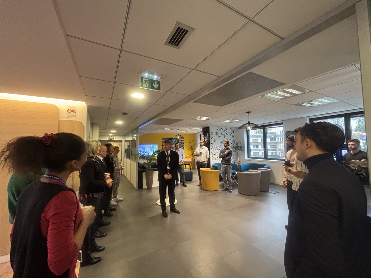 Advans Group tweet media