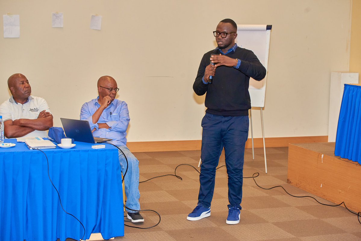 OMSCongo's tweet image. Jour 3 de la retraite du personnel @OMSCongo. Poursuite du feedback sur la performance d’équipe, activités de team building, sport et moments de cohésion.
L’occasion de faire le point sur les engagements du bureau en faveur de la #santémentale au travail 🧠.