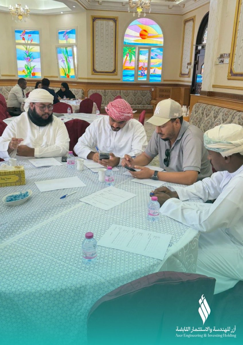 azer_group's tweet photo. عقدت شركة أزر  جلسة عصف ذهني لإعداد الخطة التشغيلية لعام 2026، شملت قطاعات الشؤون الإدارية والمالية، العمليات، والقطاع التجاري، مع التركيز على النمو والحصة السوقية، الابتكار وتطوير المنتجات، والاستدامة والمسؤولية المجتمعية، بما يسهم في تعزيز الأداء وتحقيق الأهداف الاستراتيجية . https://t.co/SdF9FO2K2t