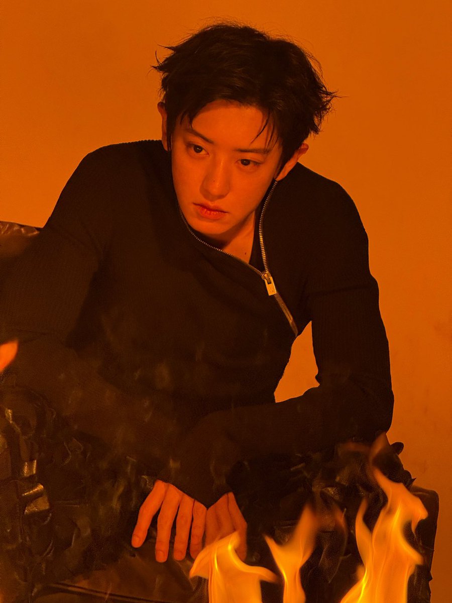 🔥

#EXO #엑소 #weareoneEXO
#Crown #REVERXE