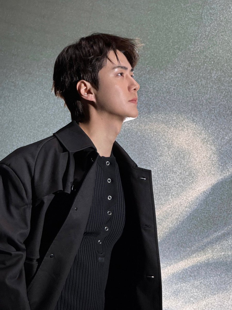 โอโหหหหหห เซฮุน ㅠㅠㅠㅠㅠㅠㅠㅠㅠㅠ กุให้เลยรูปนี้ โคตรหล่อ หล่อแบบฟ้าประทาน หล่อยิ่งกว่าเทียนพรรษา หล่ออาละวาด หล่อ !!!