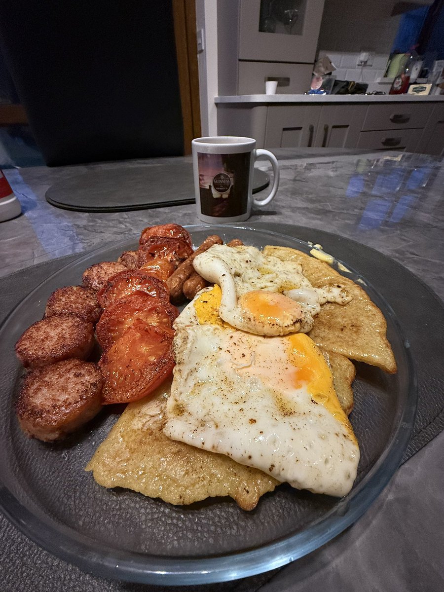 Niamh Begley tweet media