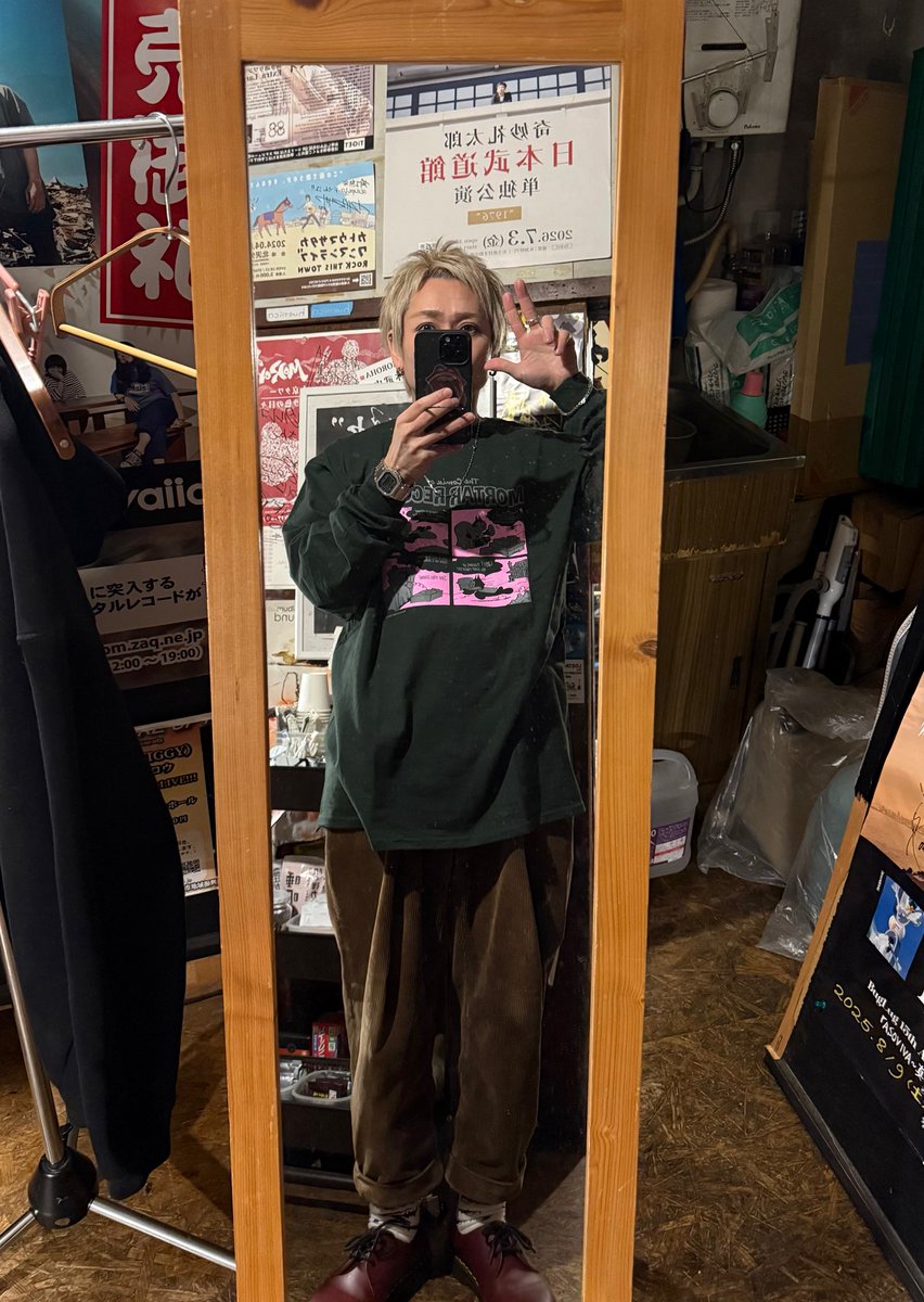 本日のモルタルレコードでの購入品はこちらアメコミ風ロンT