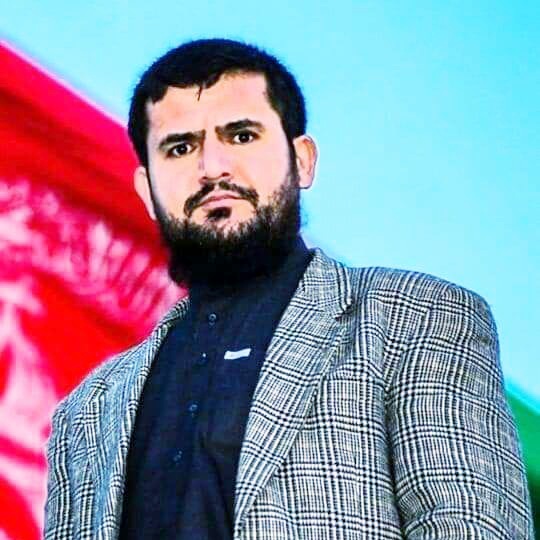 سیاستِ آلوده به برتری‌جویی دشمن ملت و جامعه است.
هیچکس با خون برتر زاده نمی‌شود. برتری نه در قوم است و نه در نژاد، زبان یا مذهب.
هرجایکه برتری‌جویی حاکم شده است عدالت رفت و برادری فرو ریخت.
بزرگی در انصاف است نه در تحقیر دیگران. و برتری‌جویی چیزی جز ورشکستگی اخلاقی نیست.