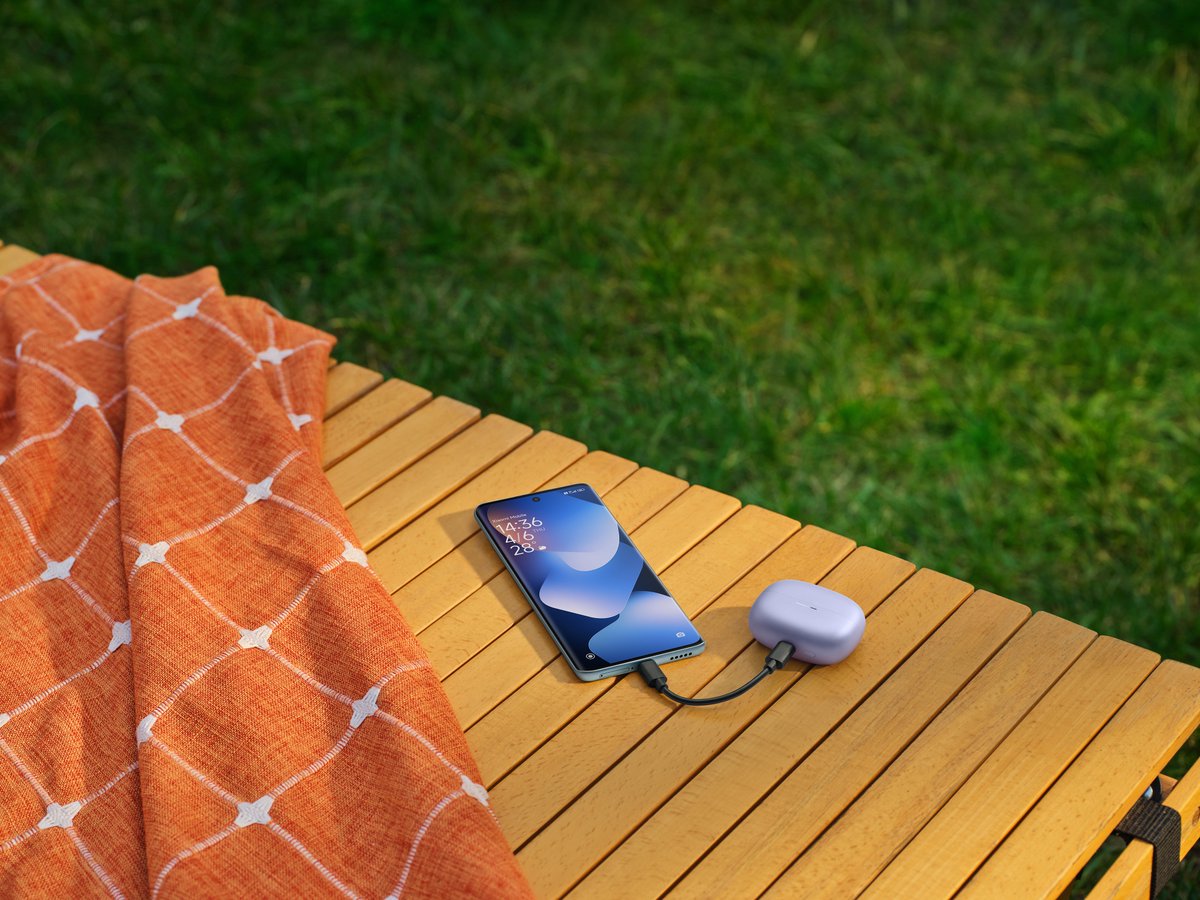 XiaomiThailand's tweet image. ⚡️ลืมพกพาวเวอร์แบงค์ก็ยังชิว ด้วยการชาร์จแบบย้อนกลับใน REDMI Note 15 5G ที่จะเปลี่ยนตัวเองเป็นพาวเวอร์แบงค์ชาร์จให้อุปกรณ์อื่นได้ หมดปัญหากระเป๋าแบกบ้าน!
.
📍เป็นเจ้าของได้แล้ววันนี้: bit.ly/Redmi-Note-15-…
#REDMINote15Series #REDMINote155G #แกร่งแบบTitan