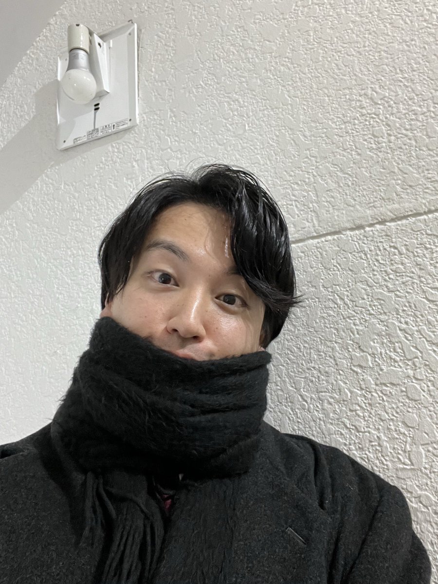 sekainonaoki's tweet photo. 今日もオーディションですだ✨
寒いですだ！
雪降ってきただ❄️
みんな気をつけるだよ！
今から家出る人は傘持つだ！ https://t.co/lYhpg70Z56
