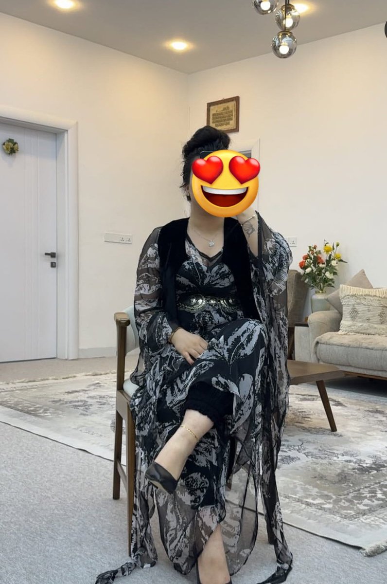 Emine Ahmet tweet media