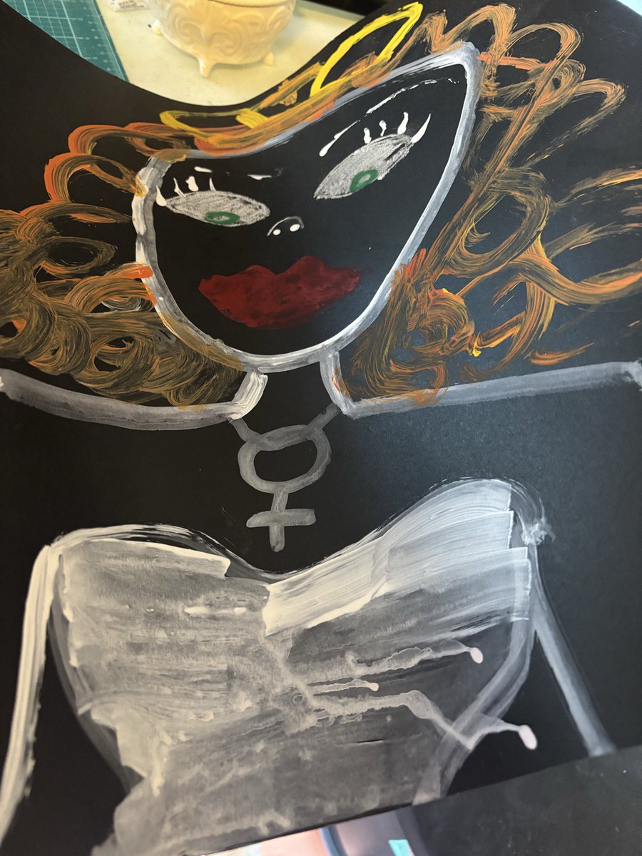 tbachlorette's tweet photo. More art. Acrylic paint. The second one with the wonky lip was painted upside down https://t.co/fLVcqyDiqT