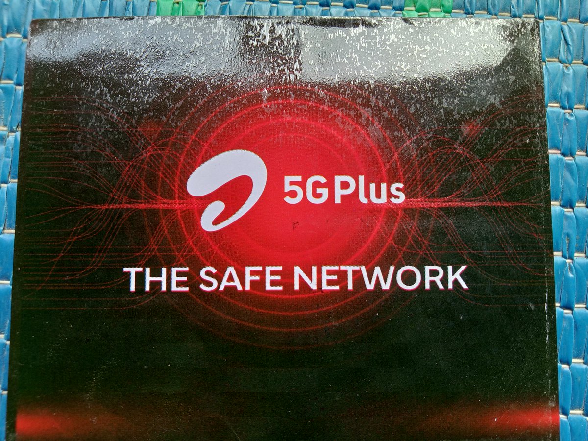 imashok_singh's tweet image. "Goodbye Vi, Hello Airtel! 👋✨
Finally, no more running around searching for a network. Hoping for seamless conversations without any call drops now! 📶📱
#Airtel #MNP #GoodbyeVi #NewNetwork"