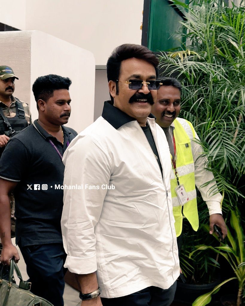 Gree_xn's tweet photo. #Mohanlal Scene look🔥🔥 https://t.co/M1zHmXRHiw