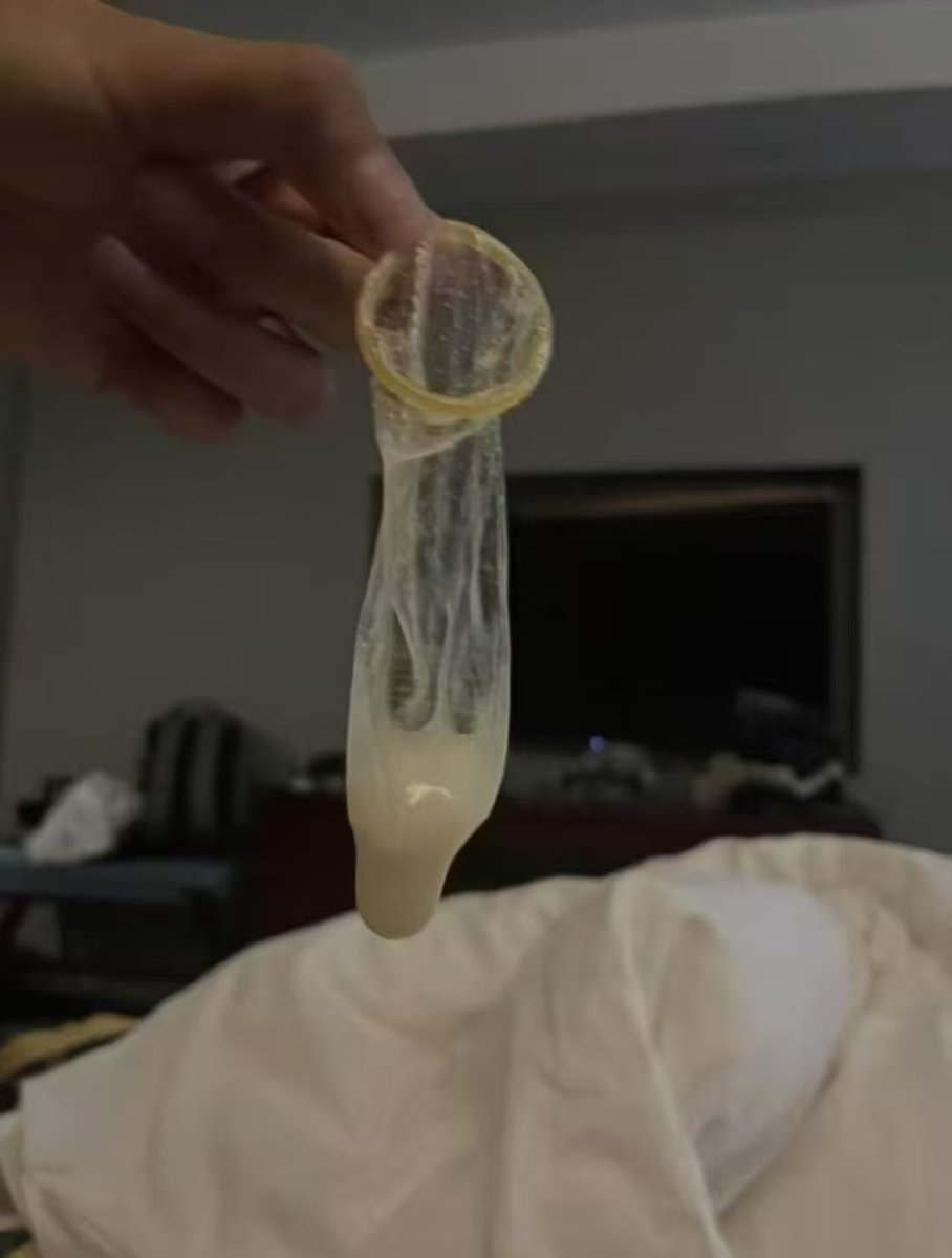 大鼻北鼻 tweet media