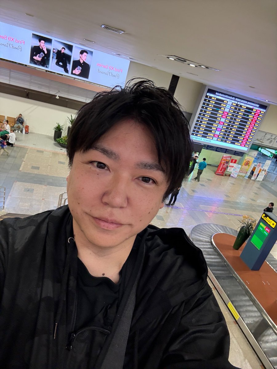 6時間のフライトで✈️ 無事にタイに到着👍 今から車で2時間移動🚗