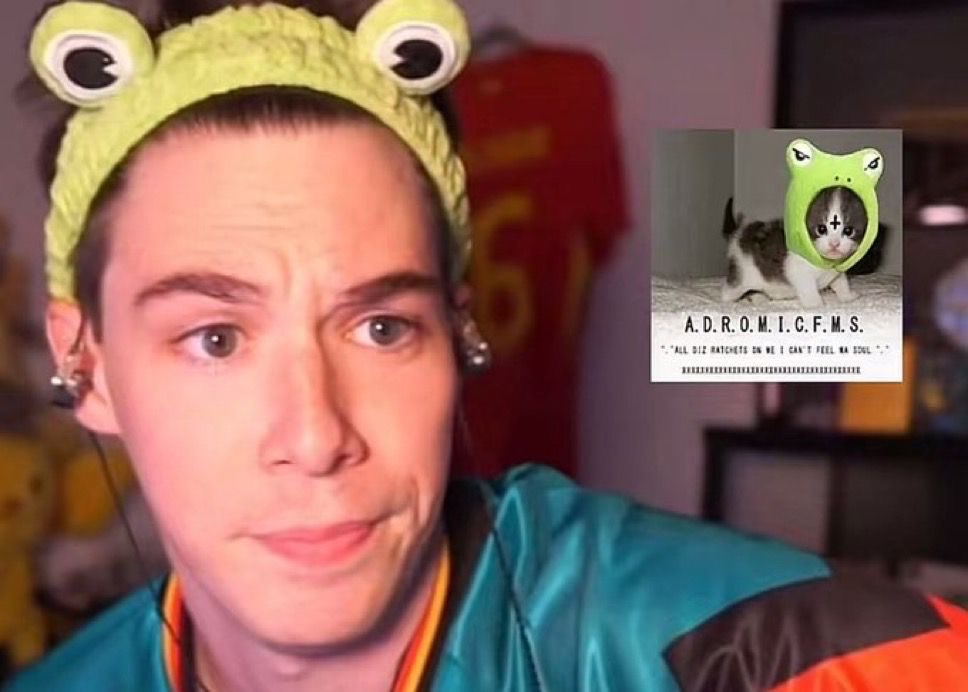 1x10d's tweet image. 