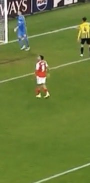 Justagame_97's tweet image. Is it a bird? Is it a plane?