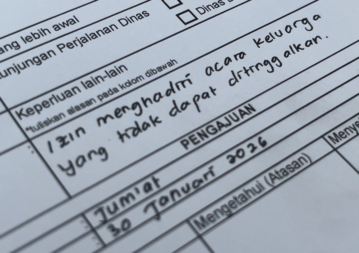 ((Acara keluarga yang tidak dapat ditinggalkan))