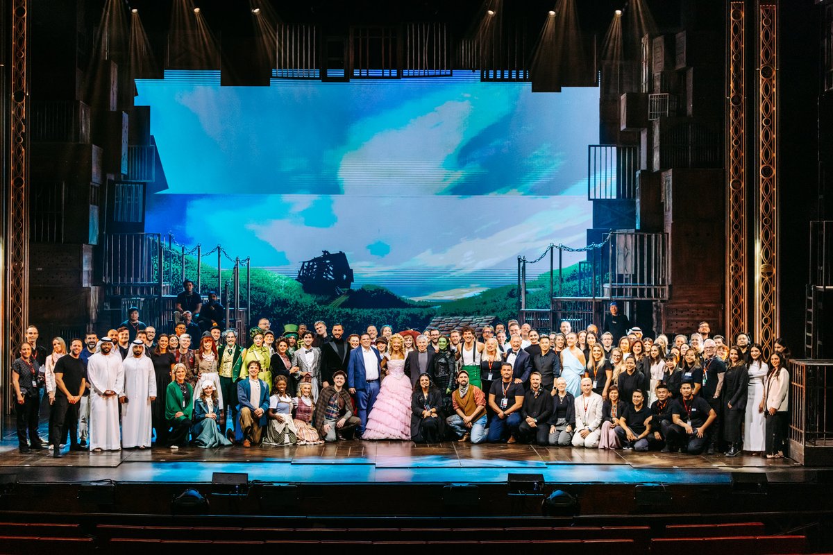 Dubai Opera tweet media