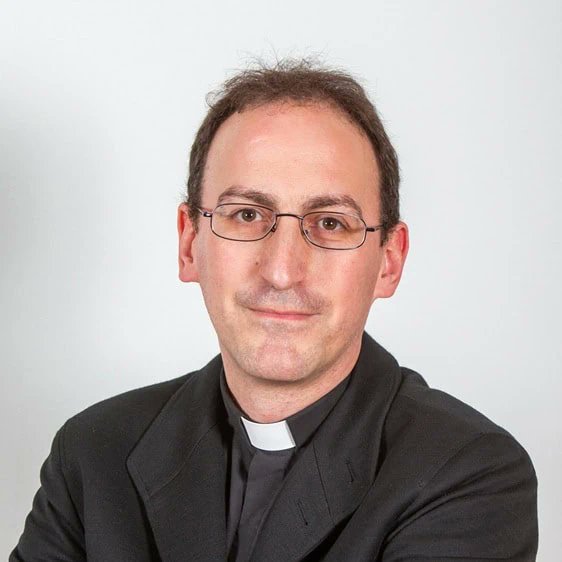 Centro Suárez Granada tweet media