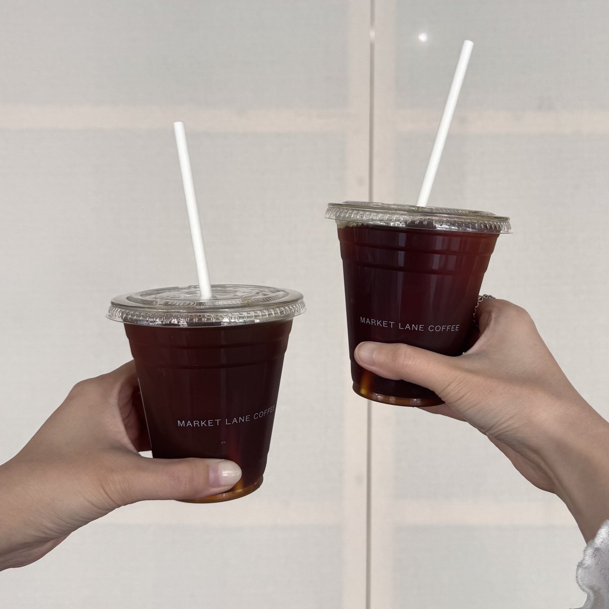 placestwogo's tweet image. ตื่นเต้นสุดๆๆๆๆ พอรู้ว่า Market Lane จะมาเป็น cafe-in-residence ลำดับที่ 14 ของ Kinto รีบลงคิวตัวเองว่าต้องมาวันแรก!!555 เรียกได้ว่าแบรนด์นี้คือคาเฟ่และโรงคั่วในตำนานจาก Melbourne, Australia เลยก็ว่าได้ มีโอกาสไปที่ลองถึงร้านเมื่อปีก่อนก็ประทับใจมากก…