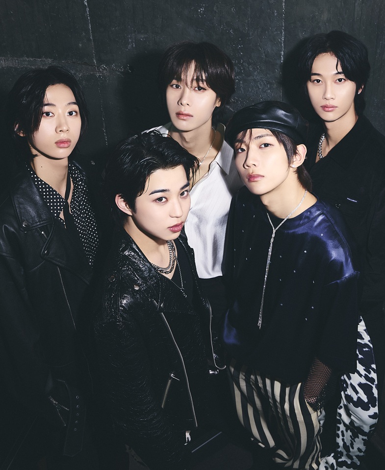 3月25日(水)発売🗓️ Hi-Fi Un!corn『#FIRST_MOVE』 ご予約受付中