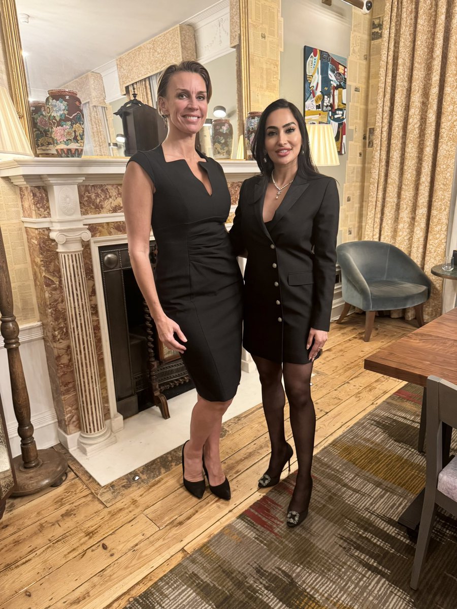 binary_metrix_'s tweet image. JUST SOME of the INCREDIBLE LADIES I had the pleasure of meeting and spending all day with yesterday in my Capital Raising Workshop on International Women’s Day! 💃🏻

I work in such a male dominated space that when I see a powerful female with charisma and authority I am so so