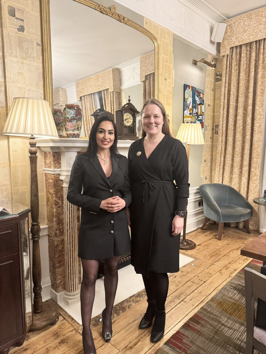 binary_metrix_'s tweet image. JUST SOME of the INCREDIBLE LADIES I had the pleasure of meeting and spending all day with yesterday in my Capital Raising Workshop on International Women’s Day! 💃🏻

I work in such a male dominated space that when I see a powerful female with charisma and authority I am so so