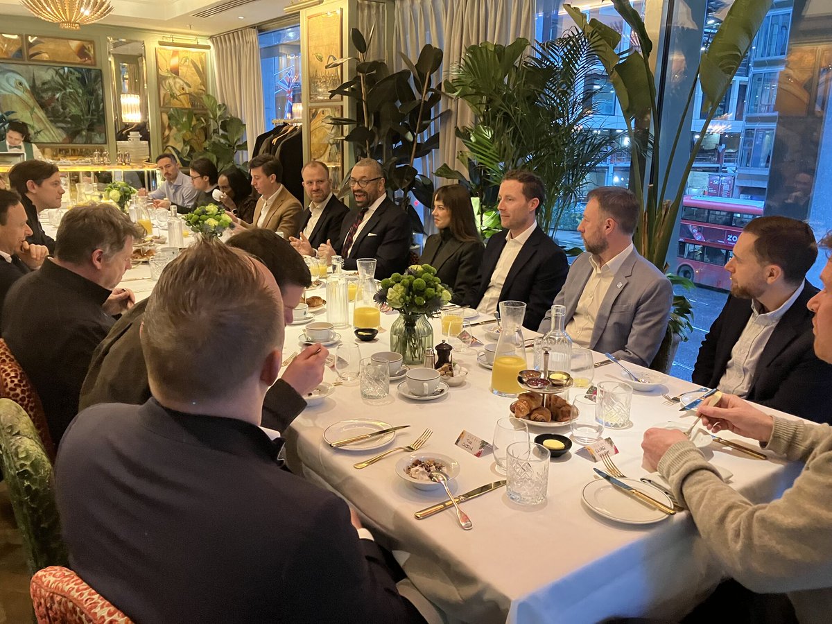 Ackroyd Lowrie tweet media