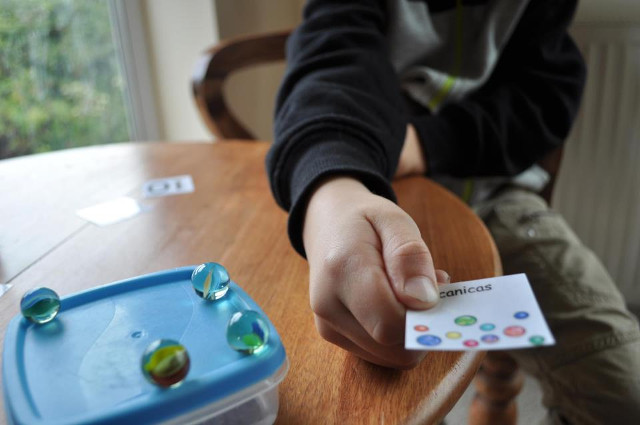 🙋🏽‍♀️¿Eres familiar de una persona con #TEA?

📄Cuéntanos tu situación familiar para un estudio de necesidades familiares que estamos elaborando.

🍀Te pedimos que respondas a una encuesta que ayudará a crear servicios y proyectos nuevos para apoyar a las familias de personas con