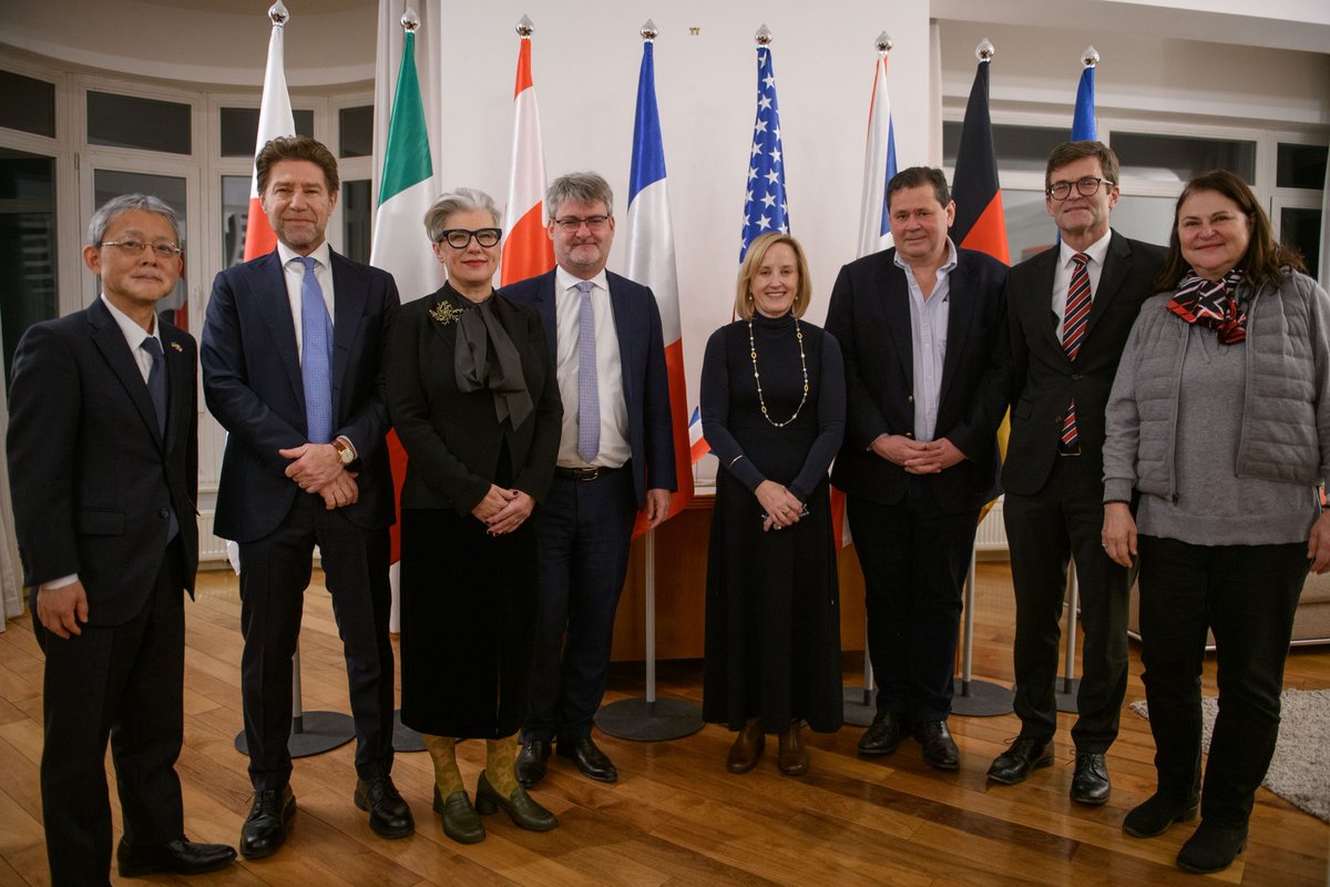 G7AmbReformUA tweet media