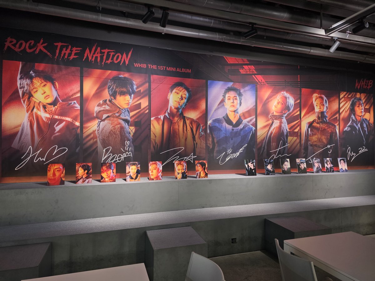 Ktown4u_coex's tweet photo. WHIB(휘브) The 1st Mini Album [ROCK THE NATION]
#케타포코엑스 POP-UP STORE DAY 1🤘

📆 26.01.30. ~ 26.02.04.
🪐 Space #1
⏰ AM 11:00~PM 8:00

⭐미공개 럭키드로우 포토카드
⭐스페셜 메뉴 & 투명 포토카드
⭐휘브 네임스티커 & 포토 프레임
⭐랜덤 친필 사인 스페셜 기프트

#WEROCK_ROCKTHENATION
#ROCKTHENATION
#WHIB #휘브