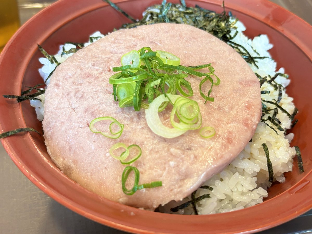 一日一まぐろたたき丼