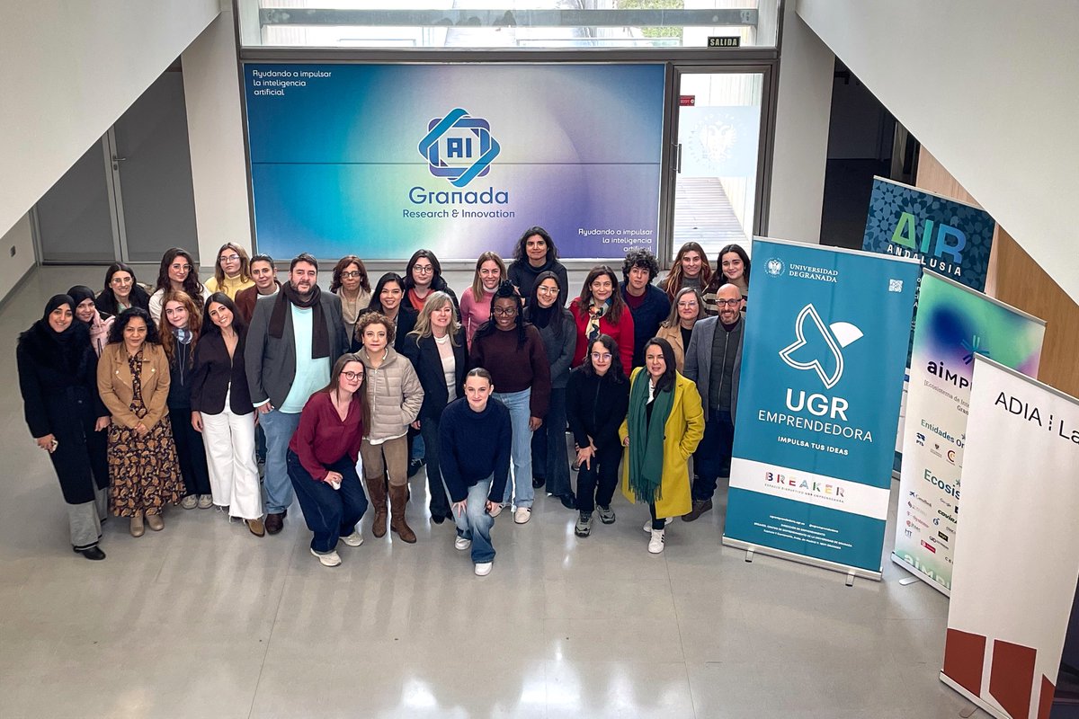 UGR emprendedora tweet media