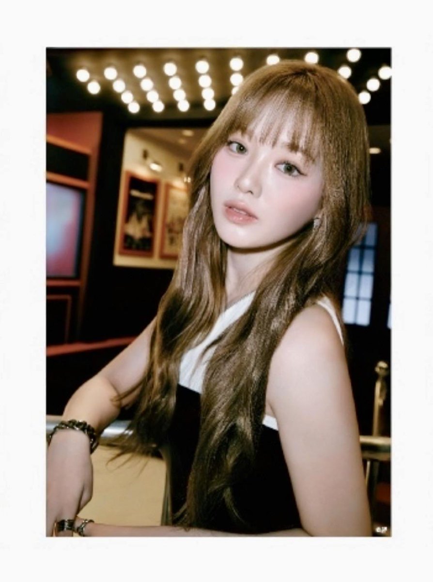 NiziU リオ Amazon.co.jp: N2807：リオ／NiziU（ニジュー） 写真L版 : おもちゃ