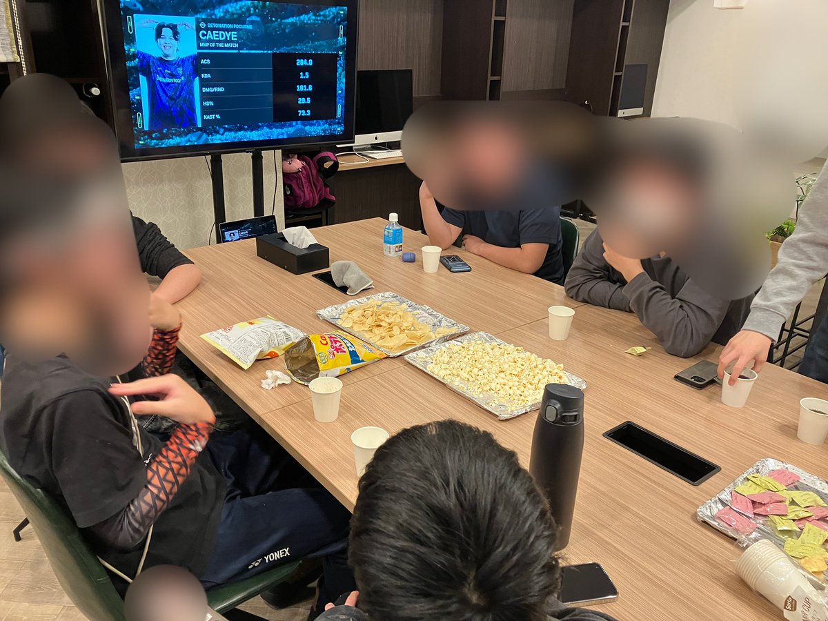 soyne2022's tweet photo. 今日はソイネメンバーでDFMとZETAを全力応援お菓子パーティーしてます！！

#DFMWIN 
#ZETAWIN 
#VCT_pacific
#放課後等デイサービス
#札幌
#円山
#SOYNE https://t.co/7ijsCghkiV