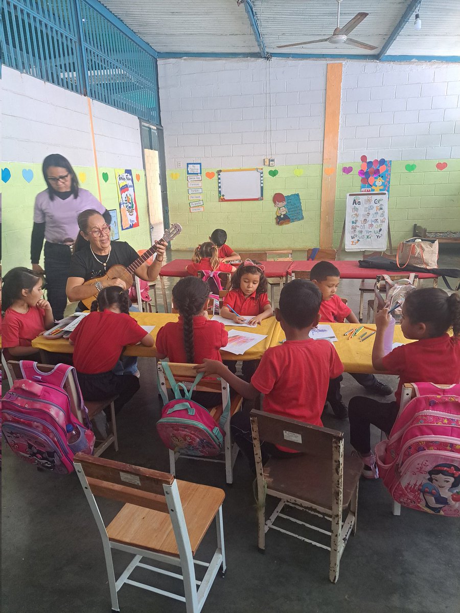 Programa Simón Bolívar del Sistema de Orquestas, Presente en instituciones educativas del municipio San José de Guaribe. Tocar, cantar y luchar. <a href="/aerr_95/">Augusto Rojas</a> <a href="/misioncultur/">MisionCultur Guárico</a> <a href="/gabinetecultura/">Ministerio Cultura</a> <a href="/snosij/">Sistema de Orquestas</a>